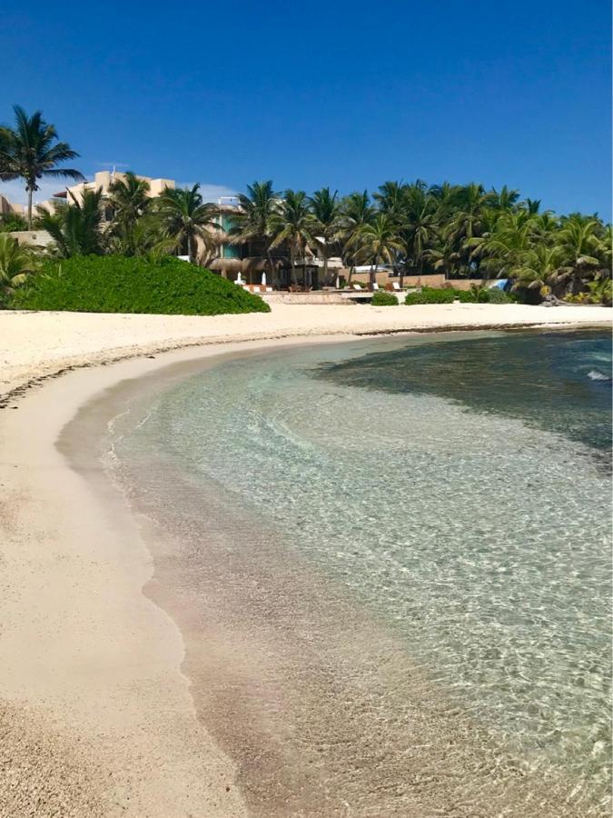 Hotel Playa La Media Luna Isla Mujeres Bagian luar foto