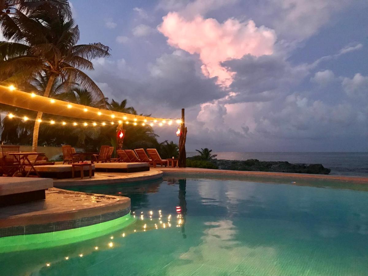 Hotel Playa La Media Luna Isla Mujeres Bagian luar foto